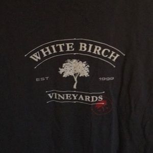 Vineyard woman’s fitted T-shirt